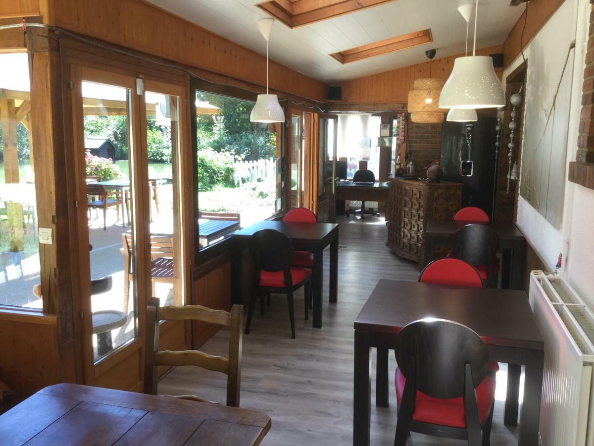 Le Moulin Calme Bed & Breakfast Luceau ภายนอก รูปภาพ
